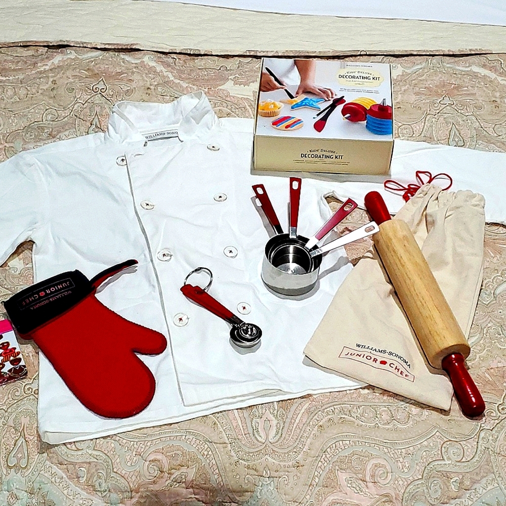 William Sonoma Junior Chef Set